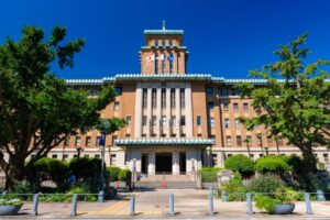 実際に県庁に遊びに行って県庁所在地を覚えよう！